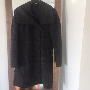 Cole Haan (size 4) Wool Trendy Wool Pea Coat